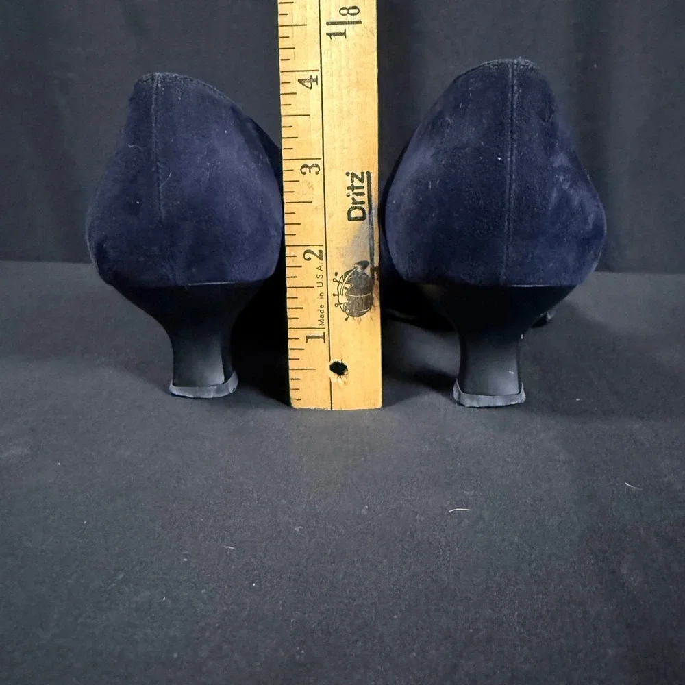 Vintage 90s Stuart Weitzman Navy Suede Square Toe Kitten Heel Loafer Pumps 8.5